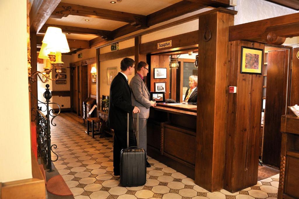 Hotel Restaurant Hoettche Dormagen Exterior foto